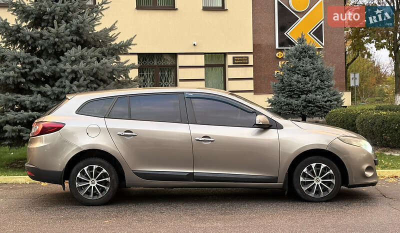 Универсал Renault Megane 2010 в Кременчуге фото 19 Универсал Renault Megane 2010 в Кременчуге