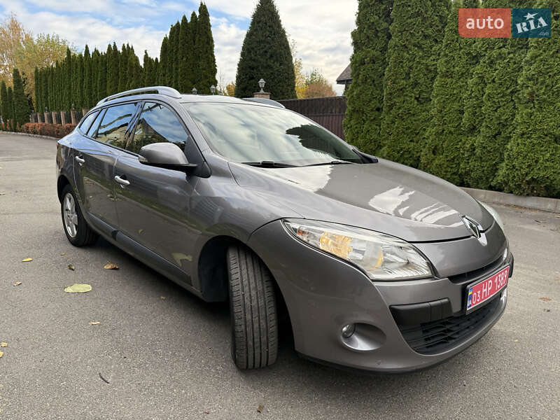Універсал Renault Megane 2010 в Києві фото 8 Універсал Renault Megane 2010 в Києві