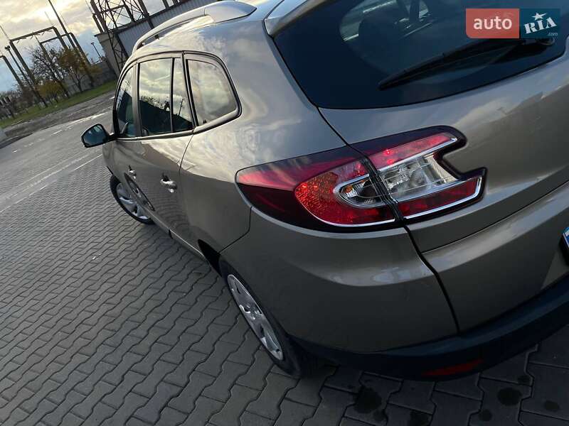 Универсал Renault Megane 2012 в Луцке фото 39 Универсал Renault Megane 2012 в Луцке