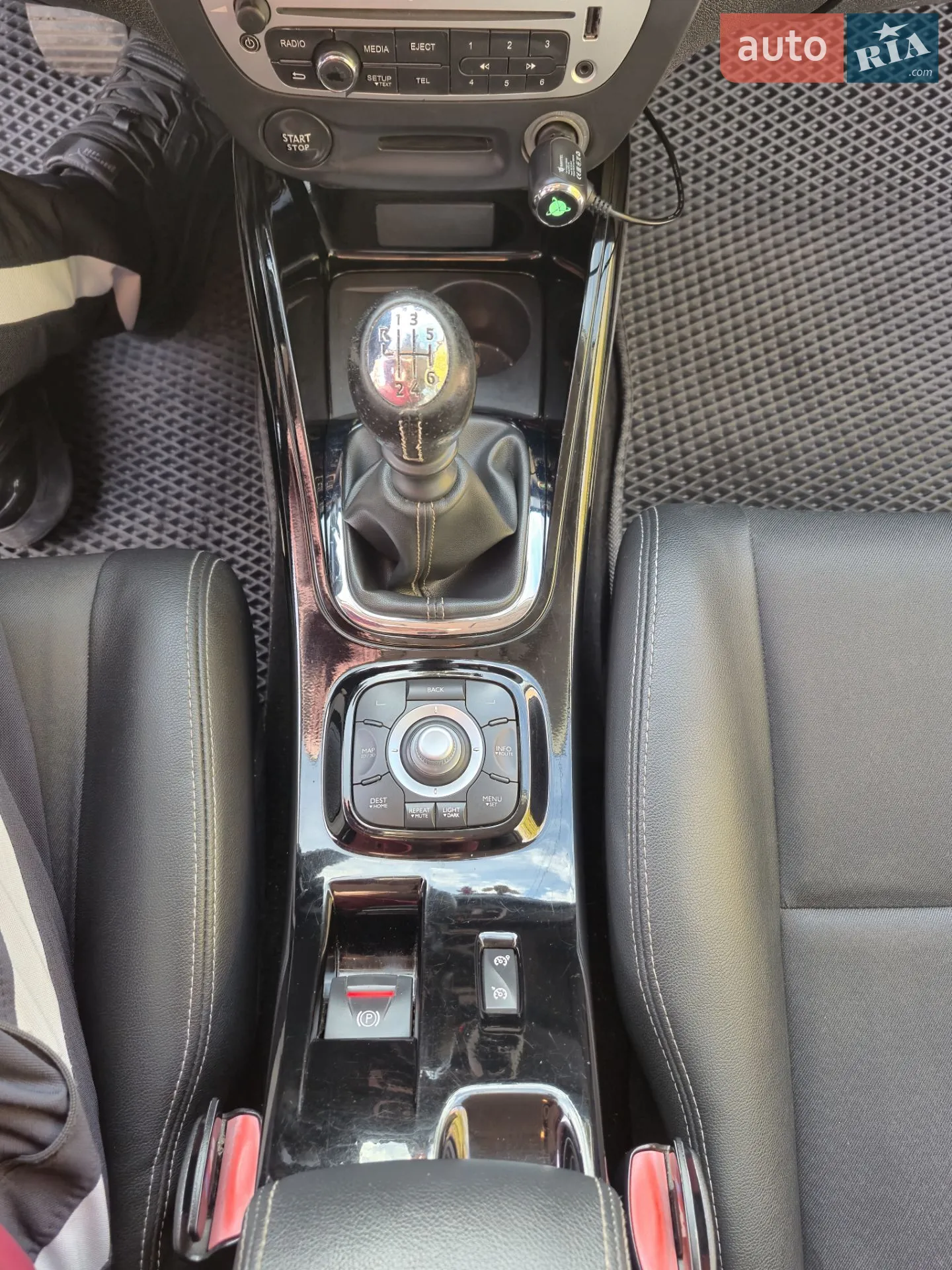2012 Renault Megane - мініатюра 19