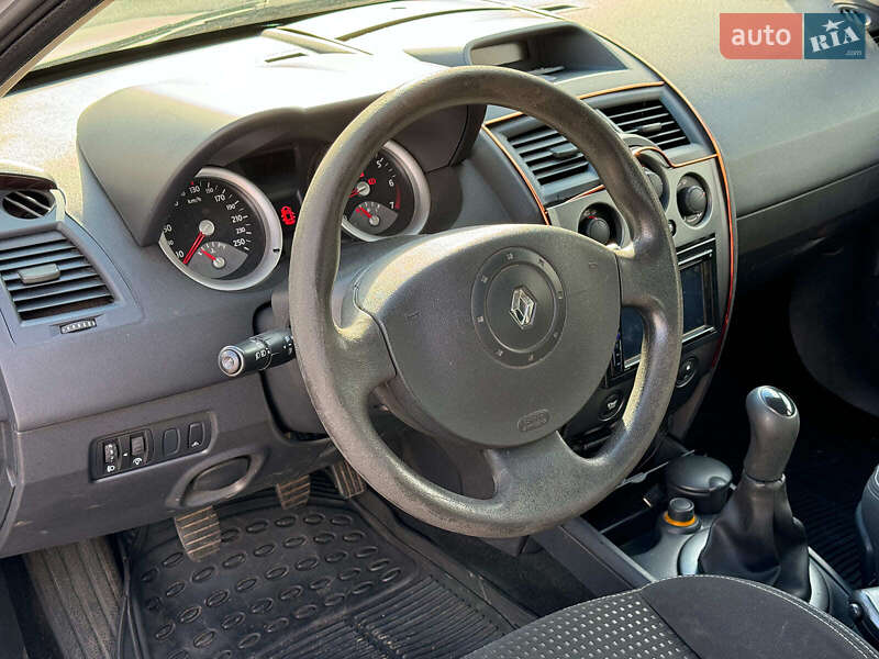 Седан Renault Megane 2005 в Виннице фото 14 Седан Renault Megane 2005 в Виннице