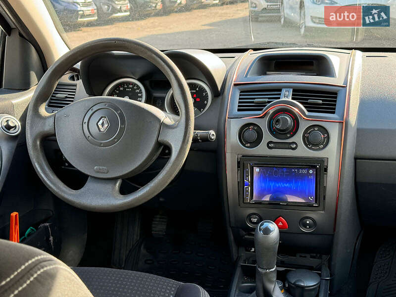 Седан Renault Megane 2005 в Виннице фото 24 Седан Renault Megane 2005 в Виннице