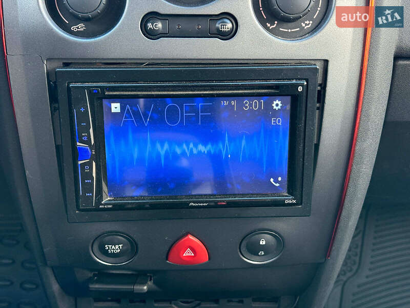 Седан Renault Megane 2005 в Виннице фото 28 Седан Renault Megane 2005 в Виннице