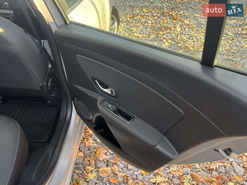 Универсал Renault Megane 2010 в Виннице фото 28 Универсал Renault Megane 2010 в Виннице