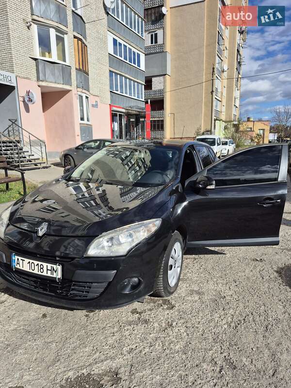 Универсал Renault Megane 2010 в Калуше фото 11 Универсал Renault Megane 2010 в Калуше