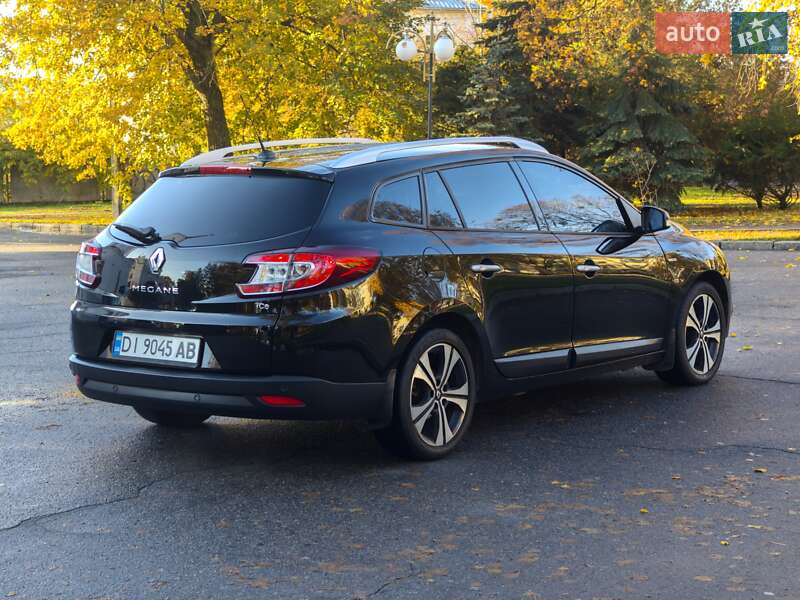 Универсал Renault Megane 2011 в Полтаве фото 4 Универсал Renault Megane 2011 в Полтаве