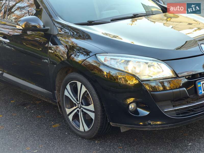 Универсал Renault Megane 2011 в Полтаве фото 6 Универсал Renault Megane 2011 в Полтаве