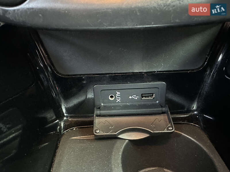 Универсал Renault Megane 2011 в Киеве фото 22 Универсал Renault Megane 2011 в Киеве