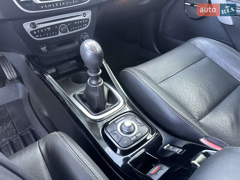 Универсал Renault Megane 2011 в Киеве фото 26 Универсал Renault Megane 2011 в Киеве