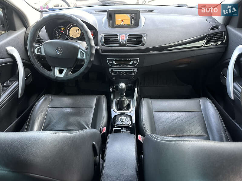 Универсал Renault Megane 2011 в Киеве фото 48 Универсал Renault Megane 2011 в Киеве