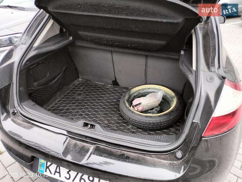 Хэтчбек Renault Megane 2010 в Киеве