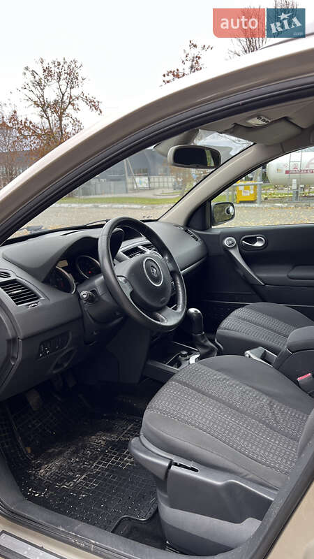 Универсал Renault Megane 2006 в Хороле