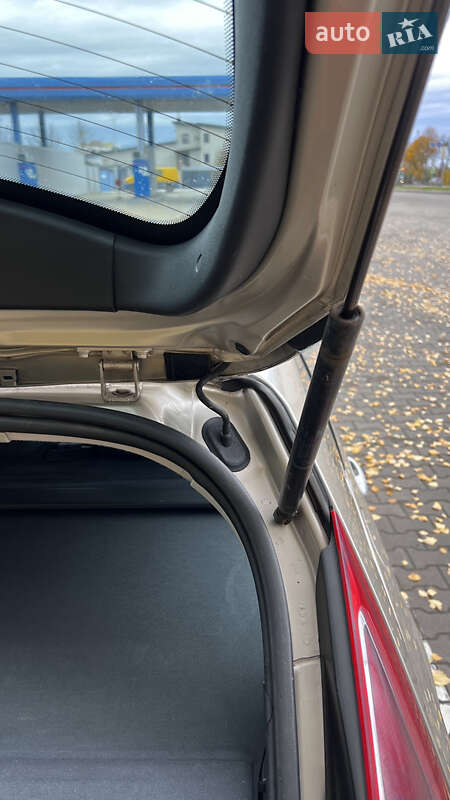 Универсал Renault Megane 2006 в Хороле