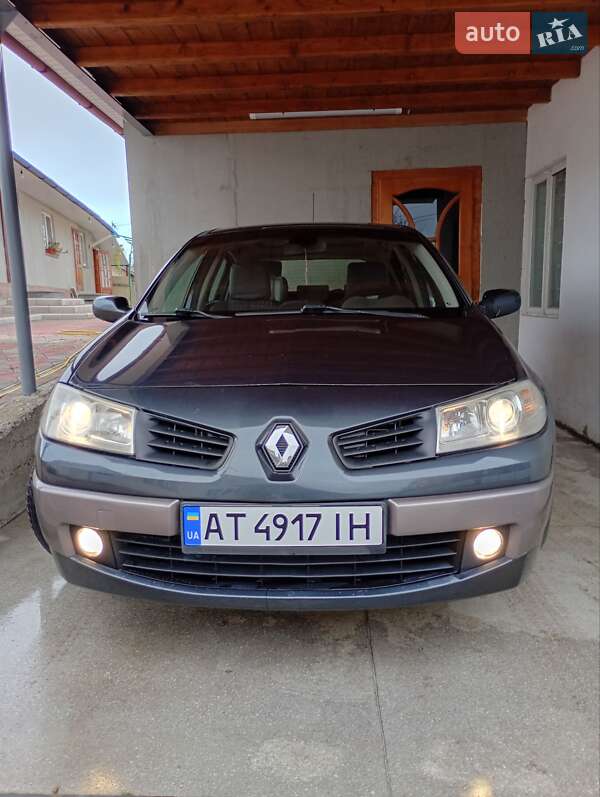 Хэтчбек Renault Megane 2006 в Снятине фото Хэтчбек Renault Megane 2006 в Снятине