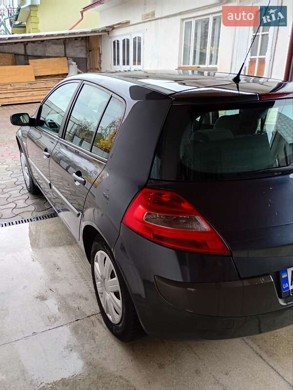 Хэтчбек Renault Megane 2006 в Снятине фото 7 Хэтчбек Renault Megane 2006 в Снятине