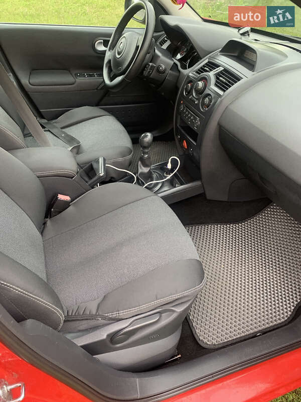 Універсал Renault Megane 2008 в Рівному фото 8 Універсал Renault Megane 2008 в Рівному