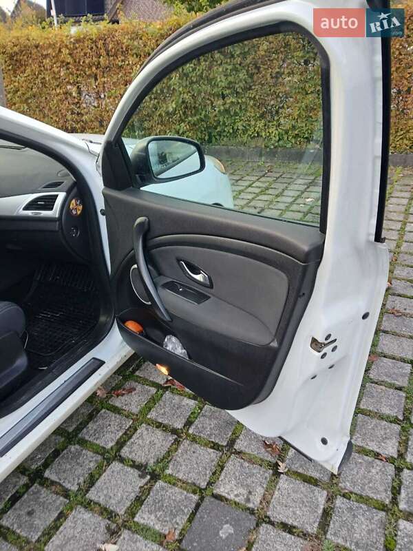 Хэтчбек Renault Megane 2009 в Черновцах фото 7 Хэтчбек Renault Megane 2009 в Черновцах