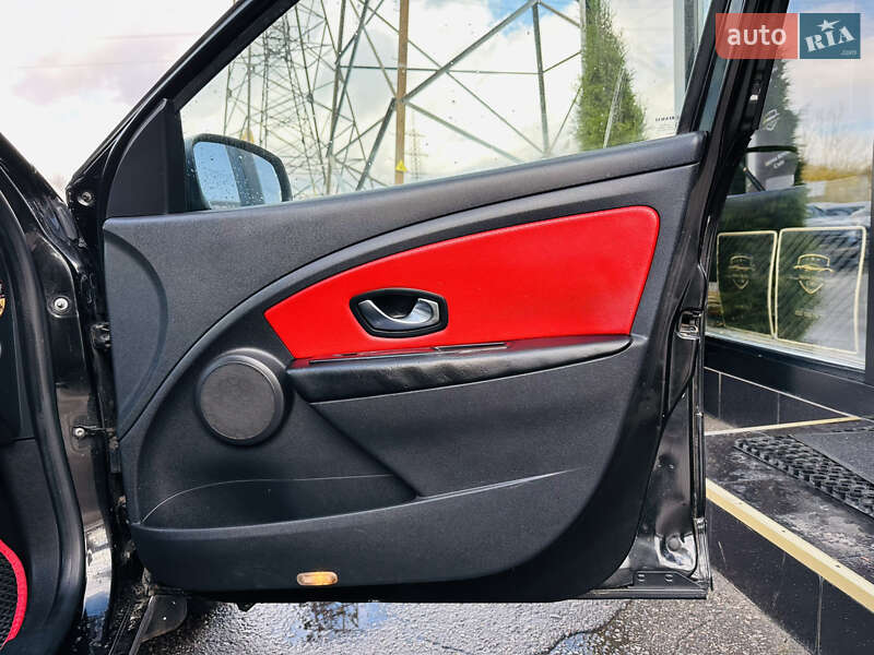 Хэтчбек Renault Megane 2011 в Харькове фото 24 Хэтчбек Renault Megane 2011 в Харькове