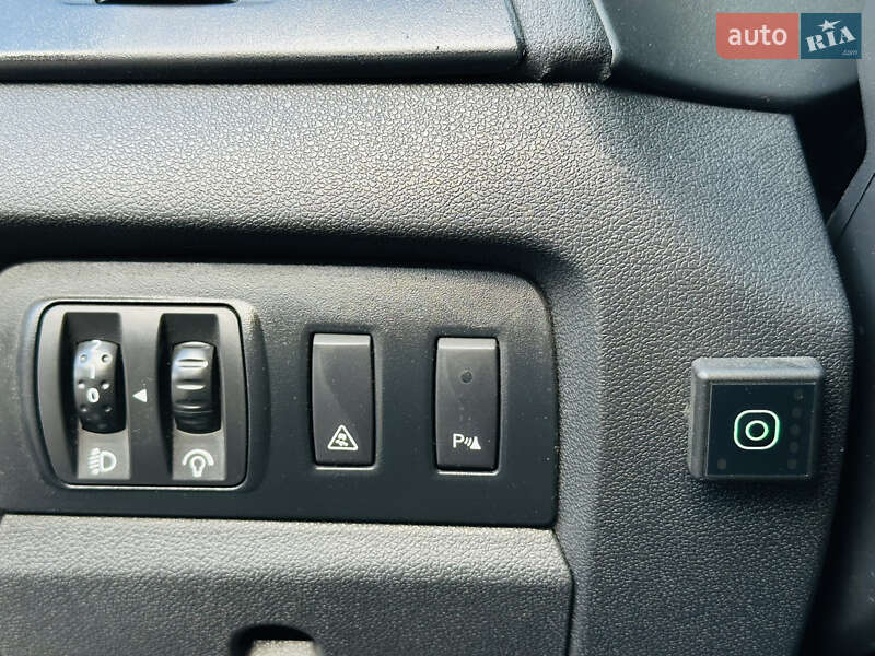 Хэтчбек Renault Megane 2011 в Харькове фото 30 Хэтчбек Renault Megane 2011 в Харькове