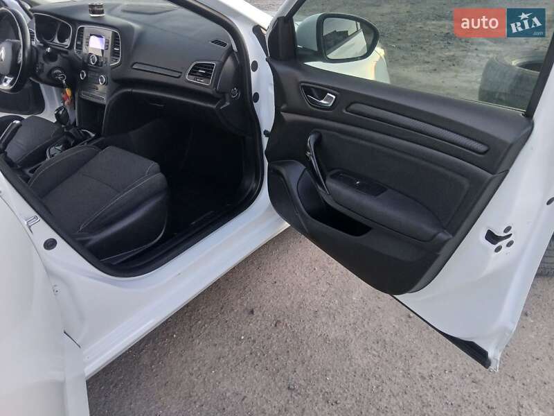 Хэтчбек Renault Megane 2016 в Хмельницком фото 63 Хэтчбек Renault Megane 2016 в Хмельницком