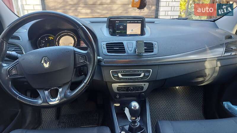 Хэтчбек Renault Megane 2013 в Смеле фото 10 Хэтчбек Renault Megane 2013 в Смеле