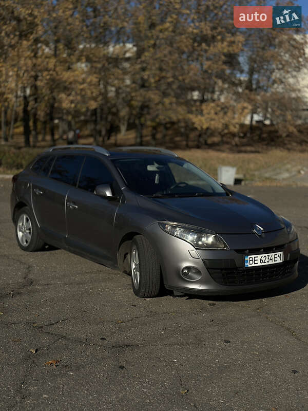 Универсал Renault Megane 2010 в Южноукраинске фото 5 Универсал Renault Megane 2010 в Южноукраинске