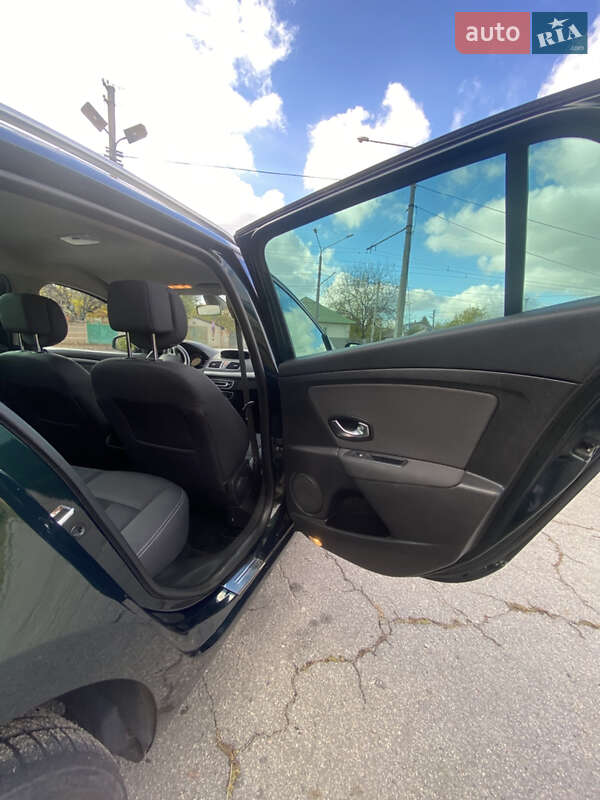 Универсал Renault Megane 2010 в Харькове фото 3 Универсал Renault Megane 2010 в Харькове