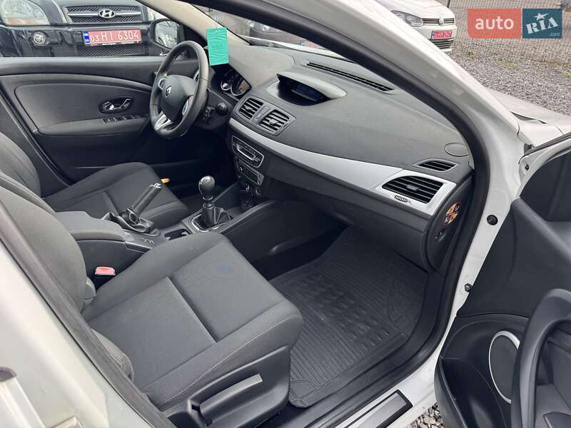 Универсал Renault Megane 2012 в Шепетовке фото 21 Универсал Renault Megane 2012 в Шепетовке