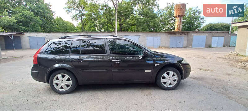 Универсал Renault Megane 2005 в Подольске