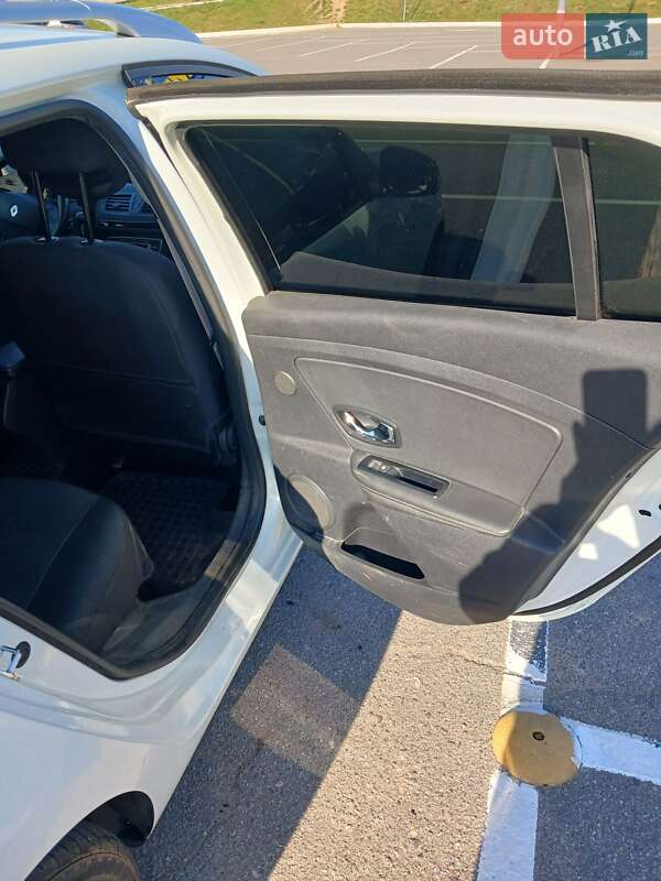 Универсал Renault Megane 2013 в Виннице фото 21 Универсал Renault Megane 2013 в Виннице