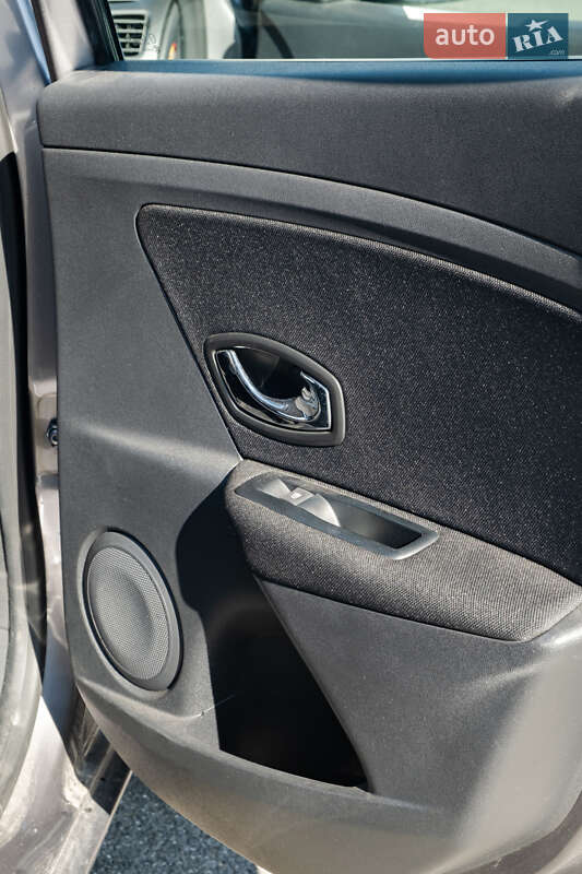 Хэтчбек Renault Megane 2013 в Киеве