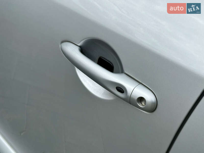 Хетчбек Renault Megane 2013 в Луцьку фото 16 Хетчбек Renault Megane 2013 в Луцьку