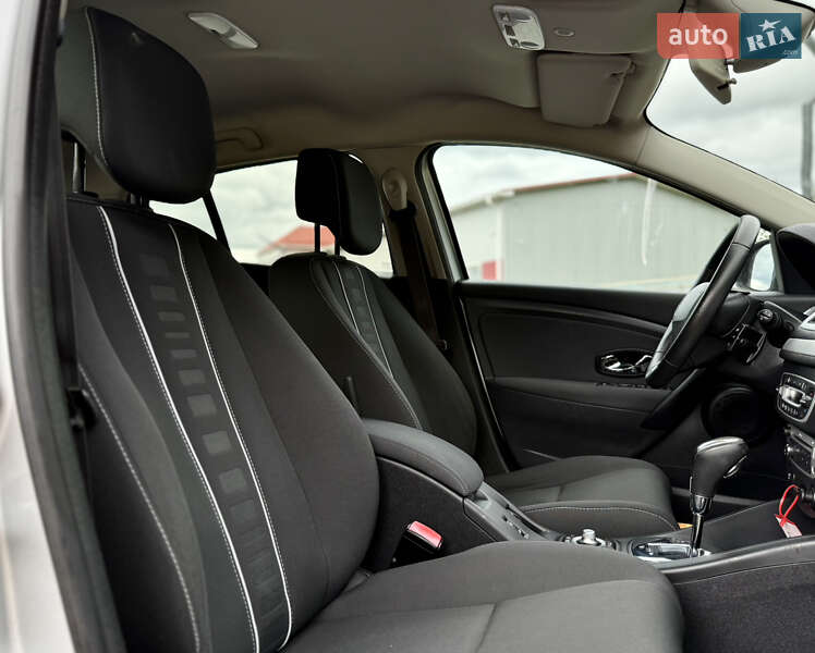 Хетчбек Renault Megane 2013 в Луцьку фото 32 Хетчбек Renault Megane 2013 в Луцьку