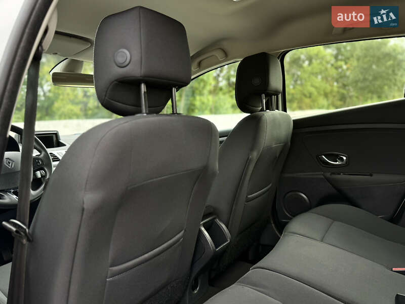 Хетчбек Renault Megane 2013 в Луцьку фото 34 Хетчбек Renault Megane 2013 в Луцьку