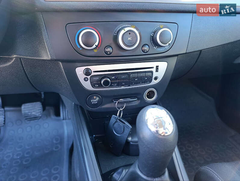 Универсал Renault Megane 2012 в Виннице фото 19 Универсал Renault Megane 2012 в Виннице