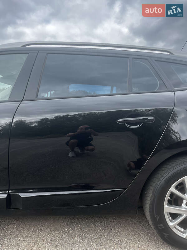 Универсал Renault Megane 2015 в Чернигове