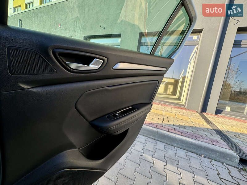 Универсал Renault Megane 2017 в Луцке