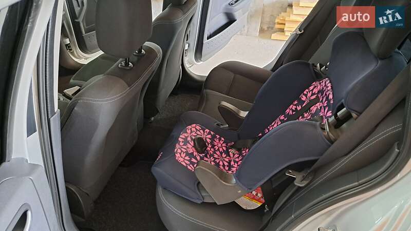 Универсал Renault Megane 2008 в Кривом Роге фото 47 Универсал Renault Megane 2008 в Кривом Роге