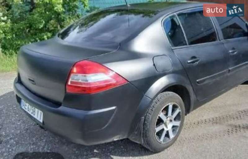 Седан Renault Megane 2006 в Кривом Роге фото 2 Седан Renault Megane 2006 в Кривом Роге