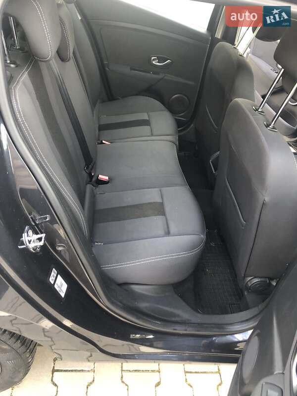 Хэтчбек Renault Megane 2011 в Луцке