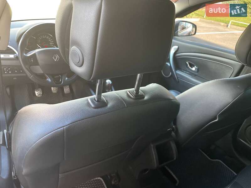 Универсал Renault Megane 2012 в Решетиловке