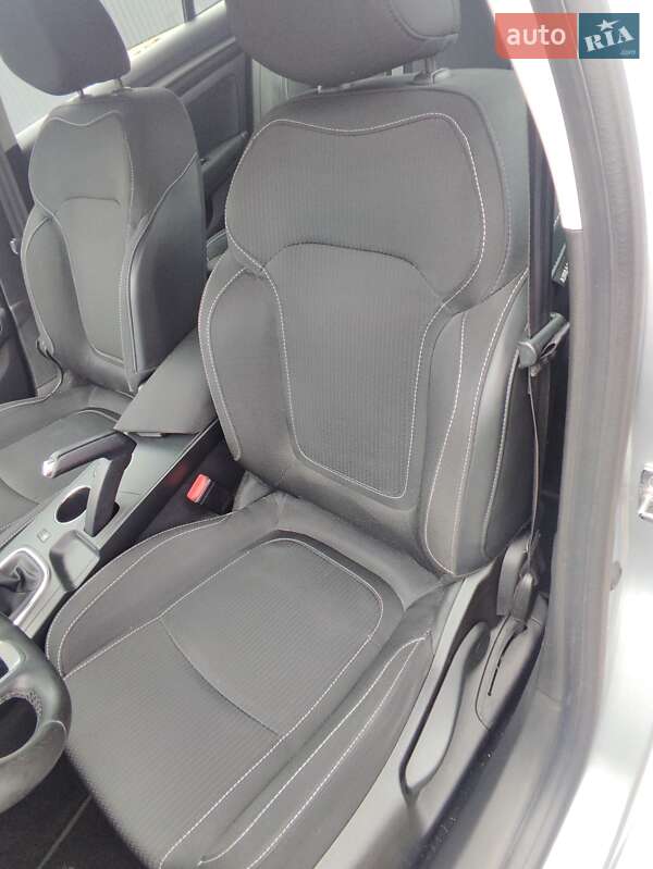 Универсал Renault Megane 2021 в Днепре фото 27 Универсал Renault Megane 2021 в Днепре