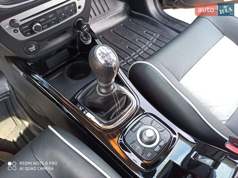 Универсал Renault Megane 2013 в Сарнах фото 63 Универсал Renault Megane 2013 в Сарнах