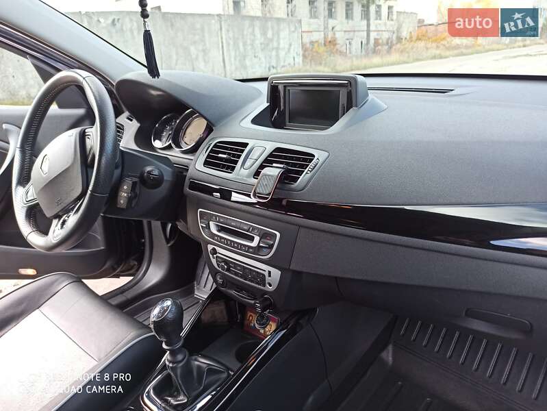 Универсал Renault Megane 2013 в Сарнах фото 74 Универсал Renault Megane 2013 в Сарнах
