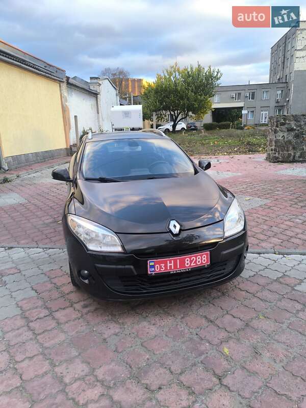 Универсал Renault Megane 2010 в Черкассах фото 2 Универсал Renault Megane 2010 в Черкассах