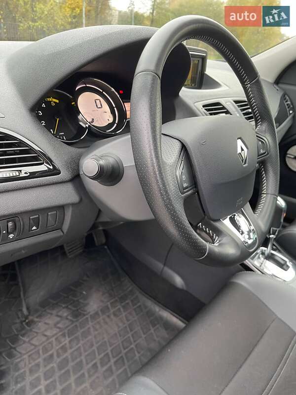 Универсал Renault Megane 2014 в Киеве фото 17 Универсал Renault Megane 2014 в Киеве