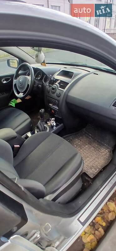 Универсал Renault Megane 2005 в Полтаве фото 3 Универсал Renault Megane 2005 в Полтаве