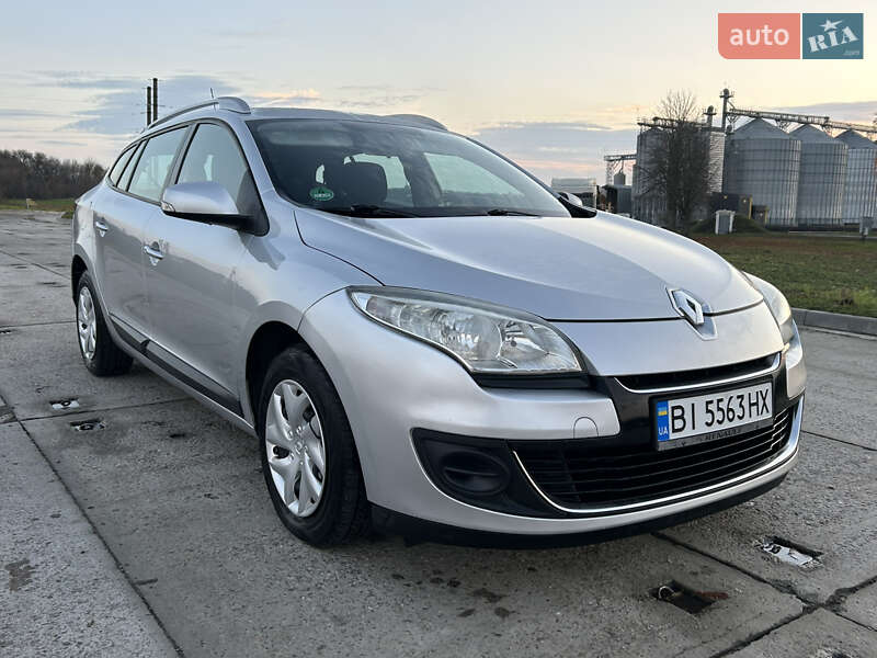 Універсал Renault Megane 2013 в Миргороді фото 7 Універсал Renault Megane 2013 в Миргороді