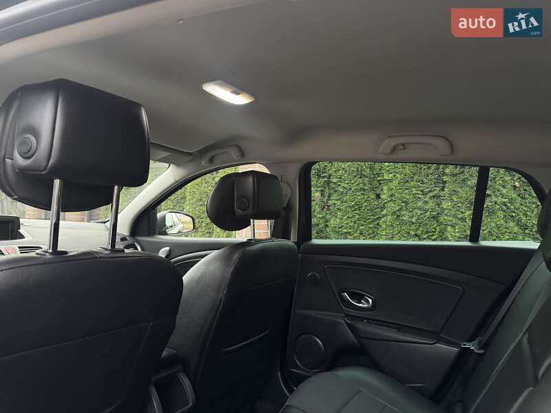 Универсал Renault Megane 2010 в Калуше фото 31 Универсал Renault Megane 2010 в Калуше
