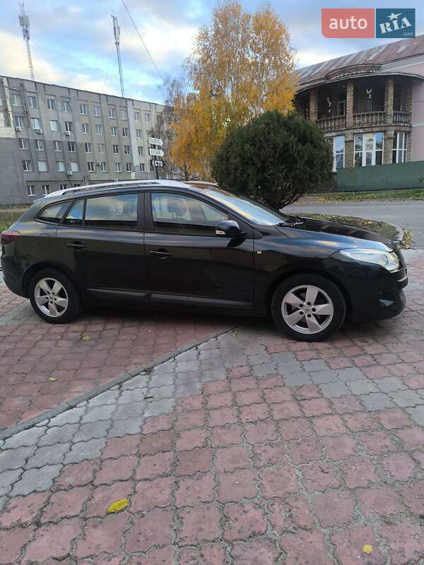 Универсал Renault Megane 2010 в Черкассах фото 23 Универсал Renault Megane 2010 в Черкассах